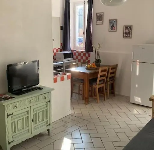 In Piazzetta - Черноббио